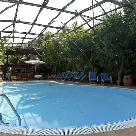 Villaggio 3*