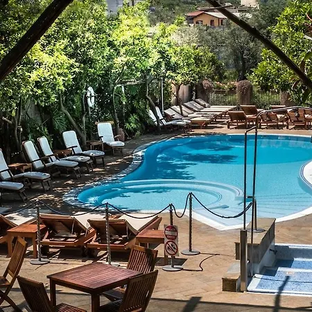 Villaggio Aparthotel 3*