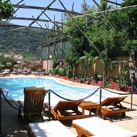 Villaggio Aparthotel 3*